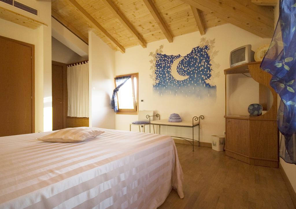 Il Bucchio Country Hotel San Giovanni in Persiceto Pokój zdjęcie